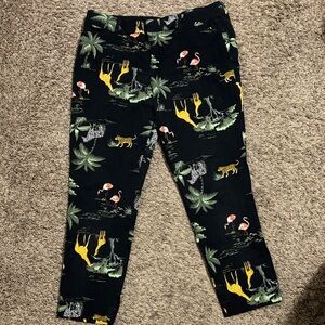 Old Navy Black Tropical Animal Print Cropped Pants